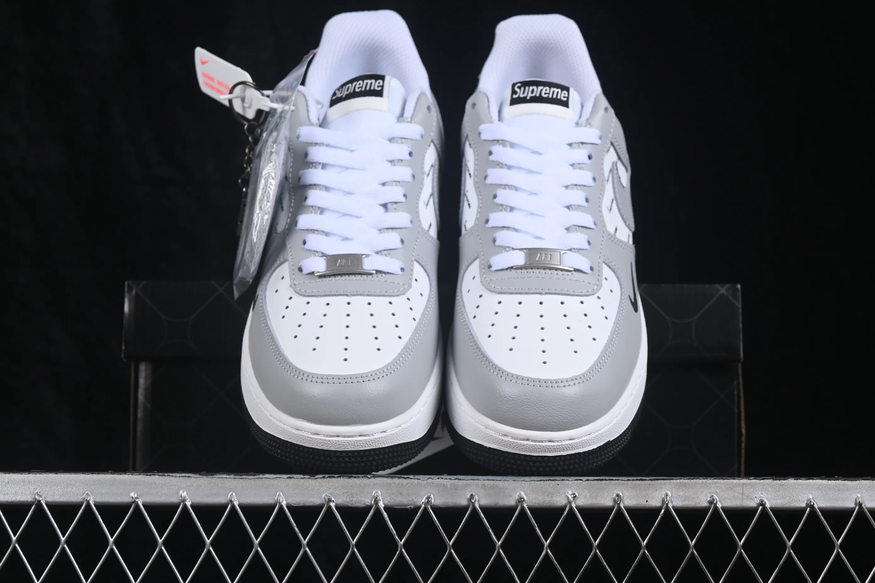 All categories Nk Air Force 1 Air Force series Nk Air Force 1 Low Air Force low-top Nike Air Force 1'07 Low Air Force 1 low-top casual sneakers BV1858-018